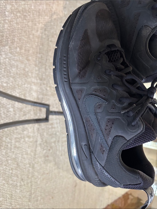 Nike Black Air Max Low-Top Sneakers main image 5